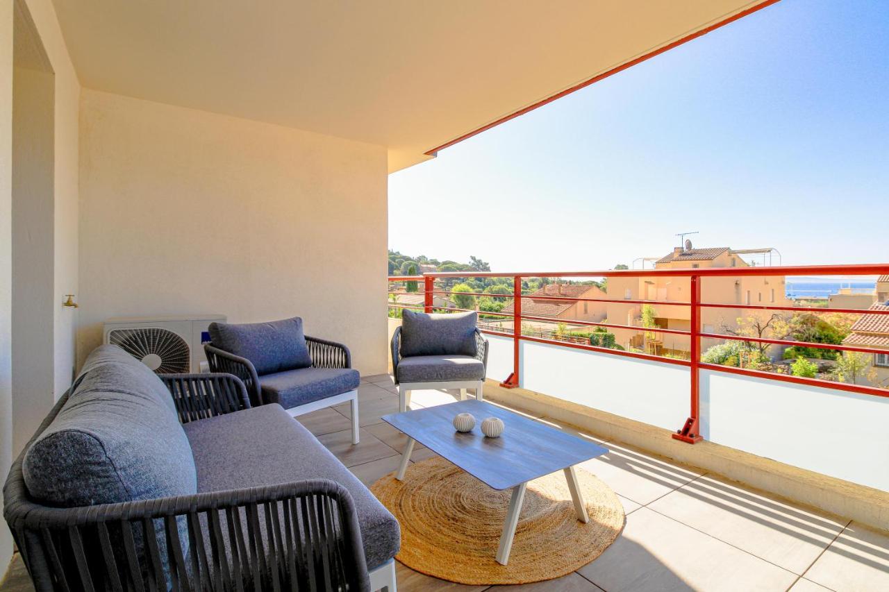 Select' - T2 A Saint-Clair Avec Terrasse, Piscine Et Parking ! - 180Sud-A12 Διαμέρισμα Le Lavandou Εξωτερικό φωτογραφία